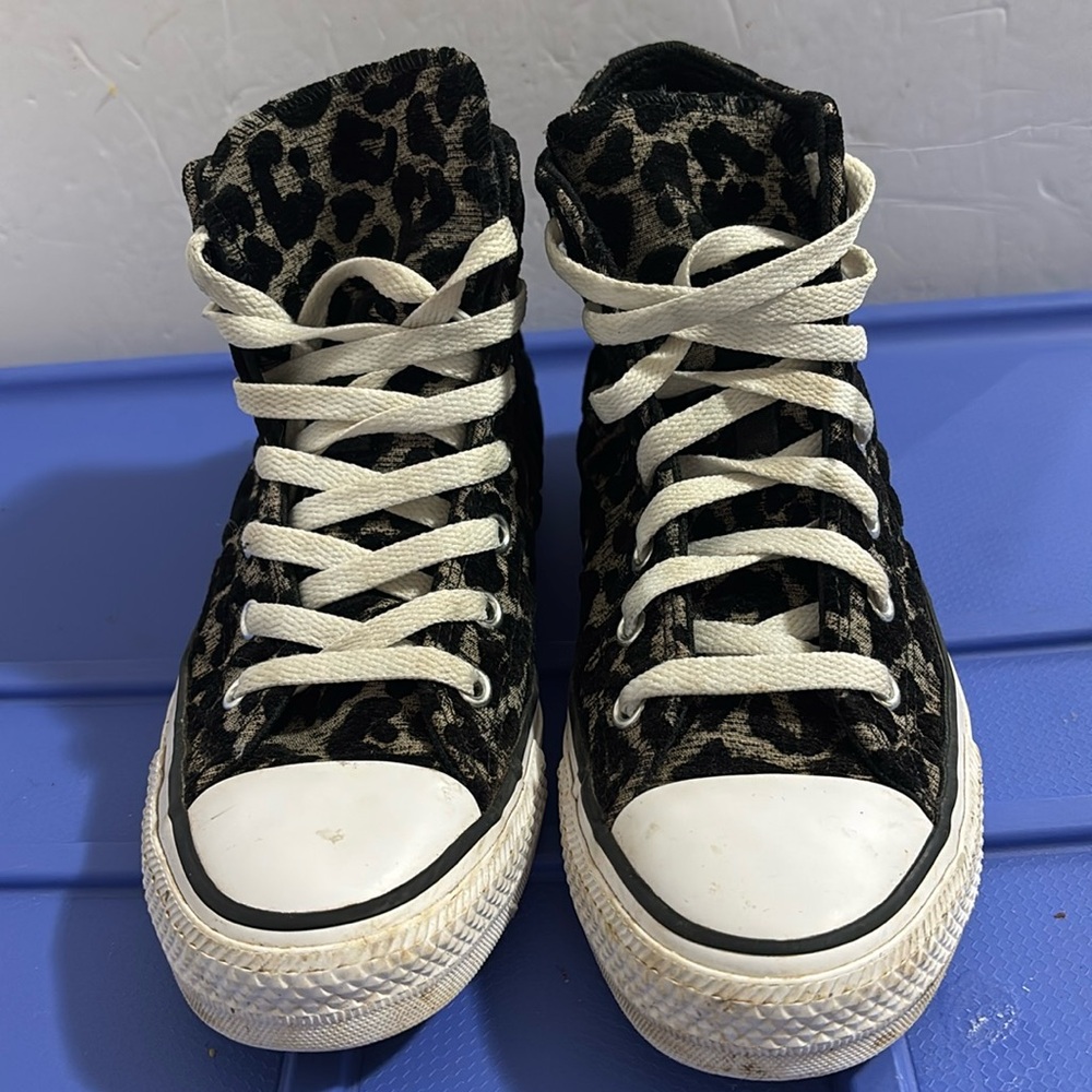 Converse Kids all star hi leopard love canvas high top trainers leopard Sz 4 VGC